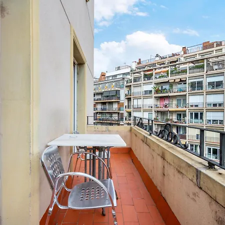 Apartment For Couples, Families And Groups, Center *