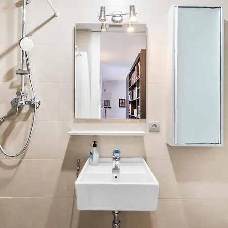 Apartamento For Couples, Families And Groups, Center Barcelona