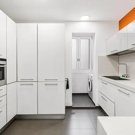 For Couples, Families And Groups, Center Apartamento