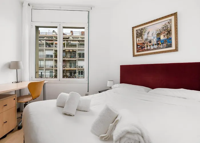 For Couples, Families And Groups, Center Apartman Barcelona